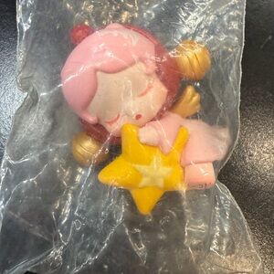 SKULLPANDA | WINTER ROMANCE POP BEAN
 1PC STILL SEALED
POP MART